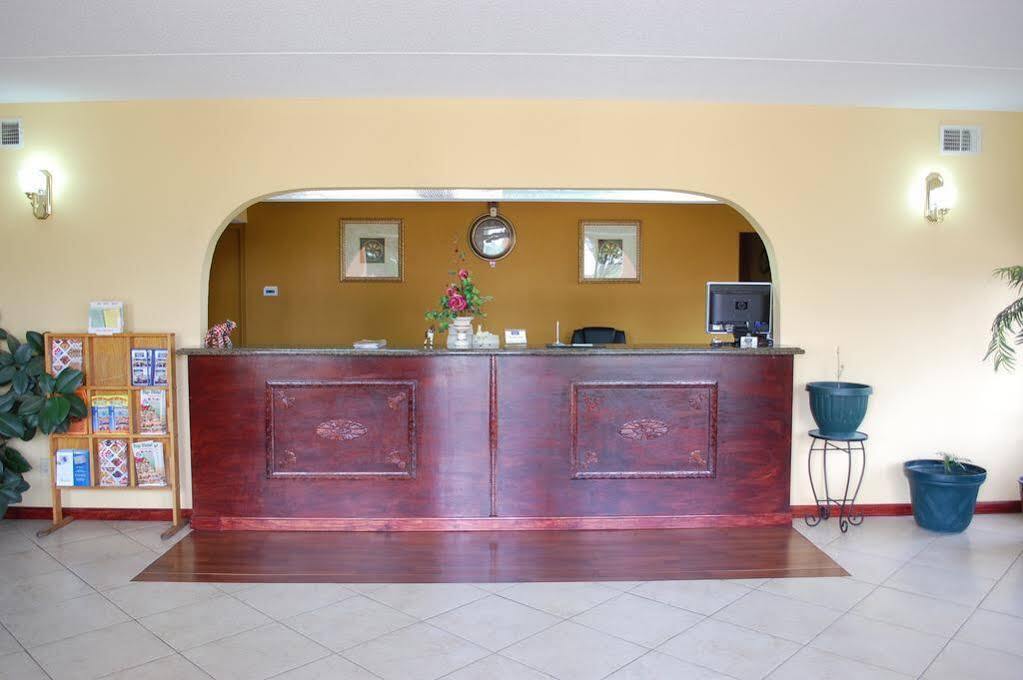 Executive Inn Scottsville Buitenkant foto